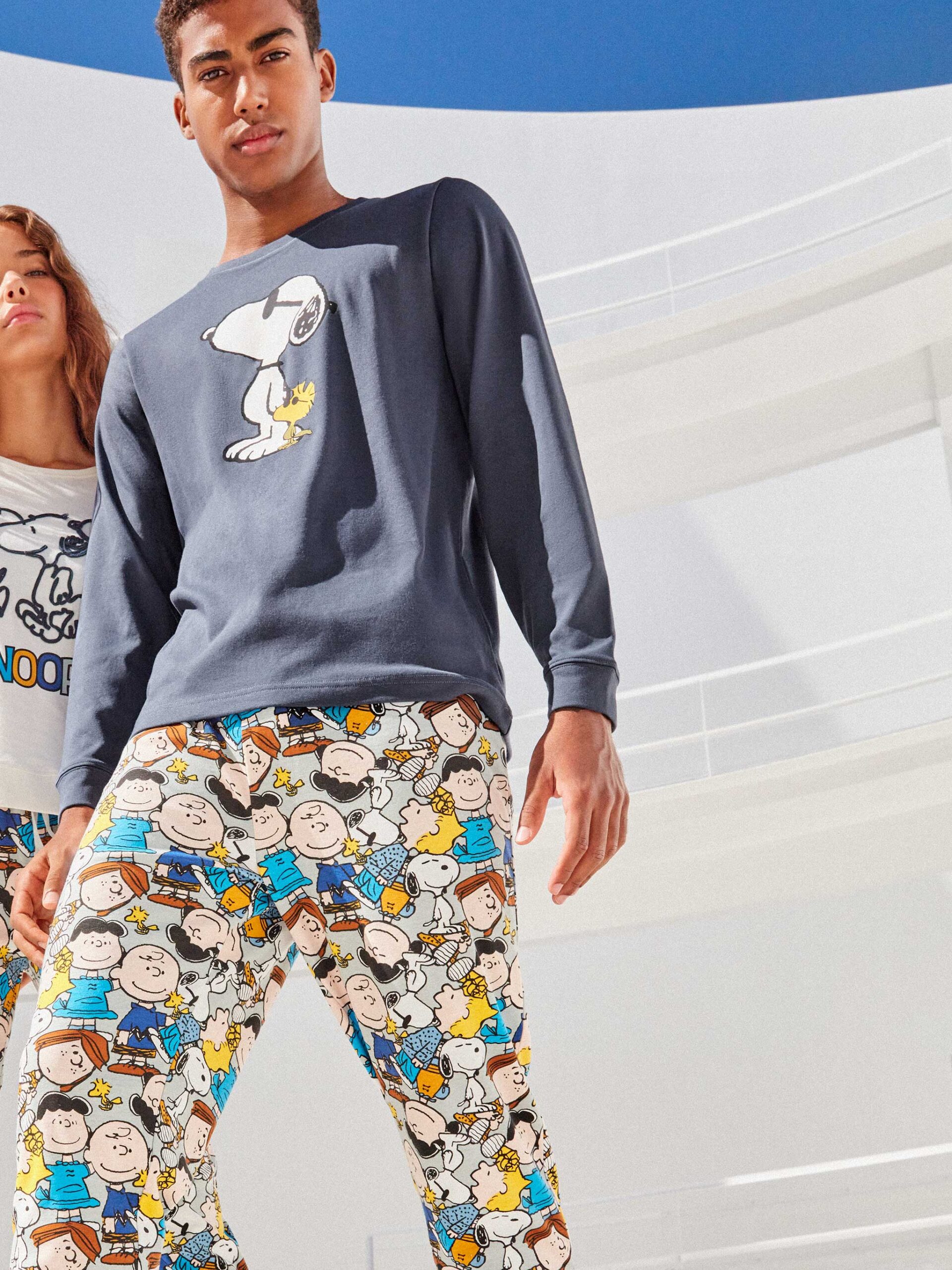 20218S pijama-de-hombre-de-snoopy1701695636886771883