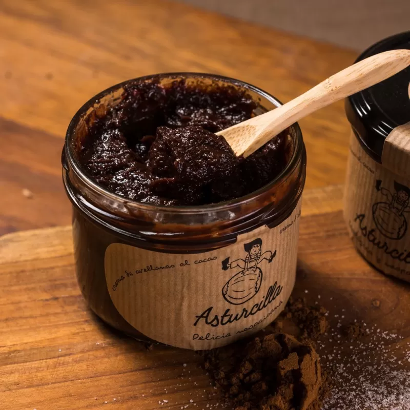 10372.2 crema-de-cacao-y-avellanas-asturcilla